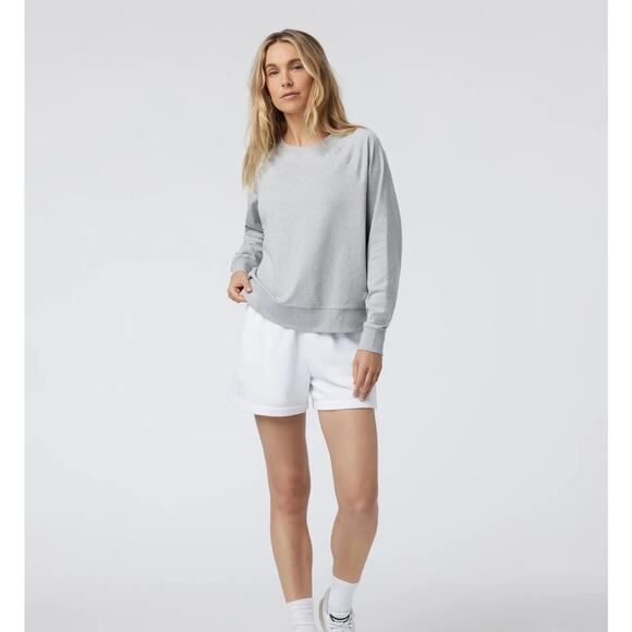 Vuori Long-Sleeve Halo Crew, Size Large, Pale Gray Heather - Picture 2 of 7